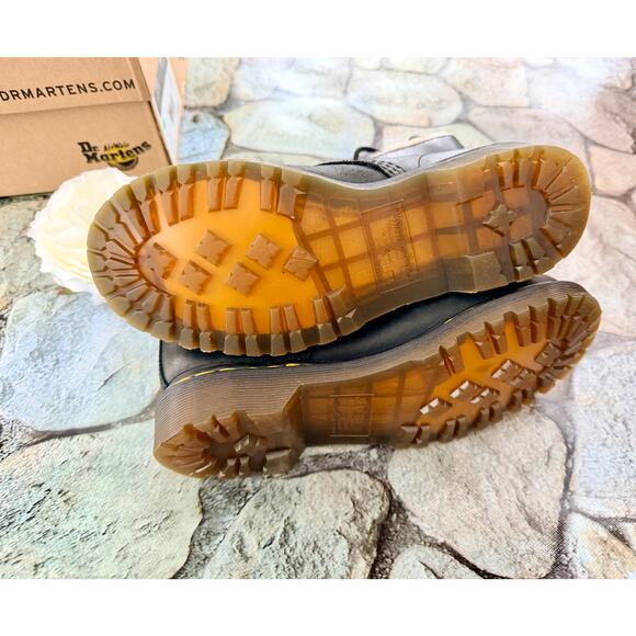 DR MARTENS FAUX FUR CLASSIC BOOTS - Picture 7 of 16